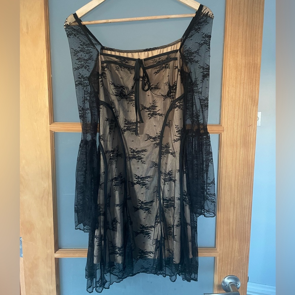 Black Lace Long Sleeve *Witchy* goth Dress With Nude Lining - SEXY! 🔥